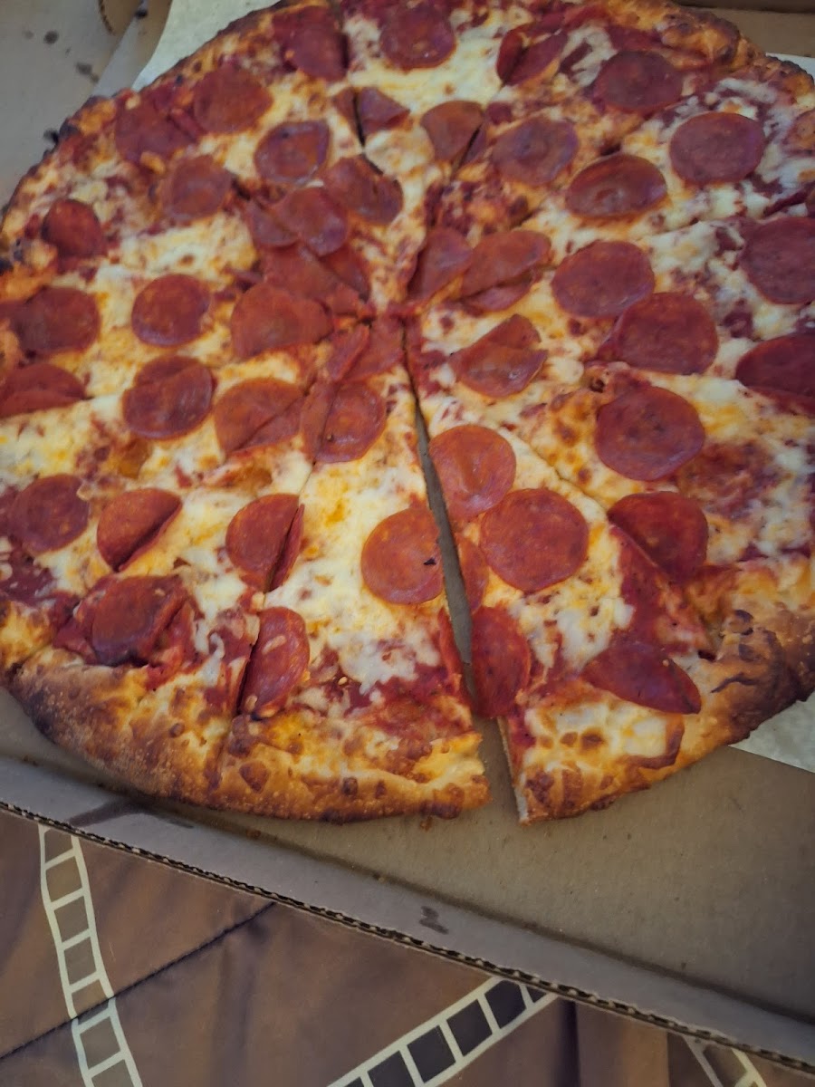 Checkers Pizza Photo 5