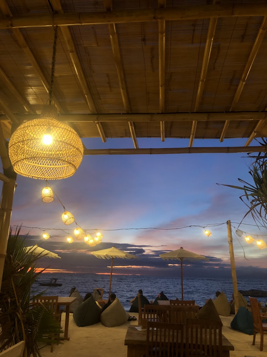 Salabose Bar & Restaurant Photo 4