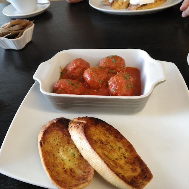 Spicy Italian Meatballs Garlic Bread