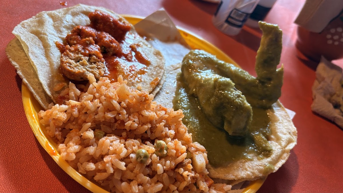 Tacos de Guisado de la 'Tia Cata' con tortillas hechas a mano