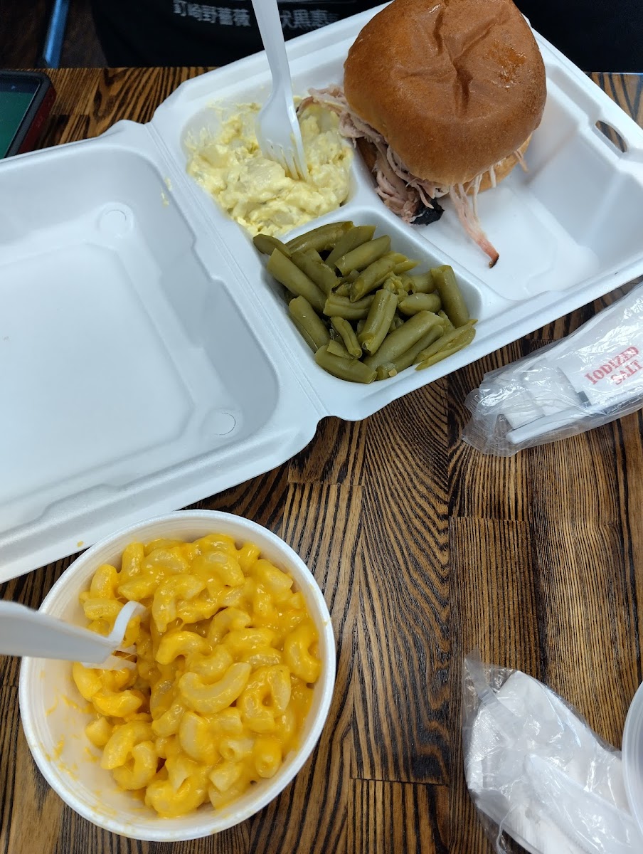 The King of the Grill Express Photo 6