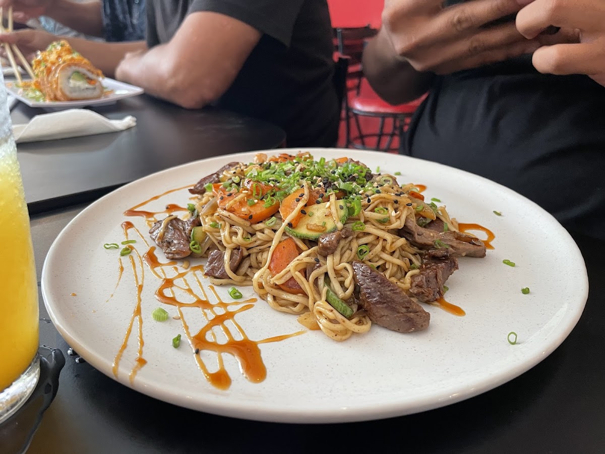 El Culichi Sushi&Ramen Photo 8