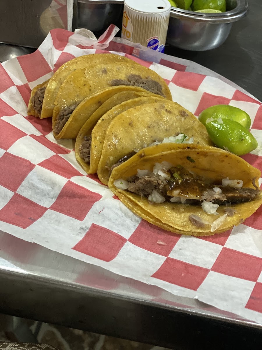 Tacos Estilo Tlaquepaque El Güero Photo 2