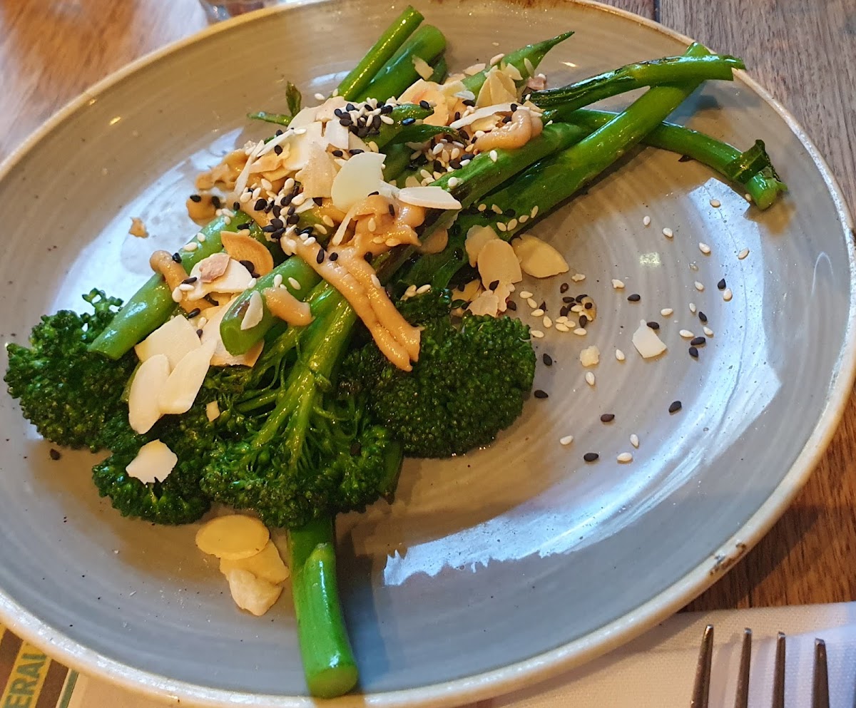 Spoonbill Restaurant and Bar Photo 7