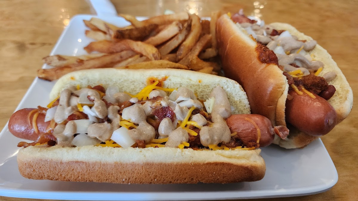 TONY'S - Downtown Sandusky Photo 5