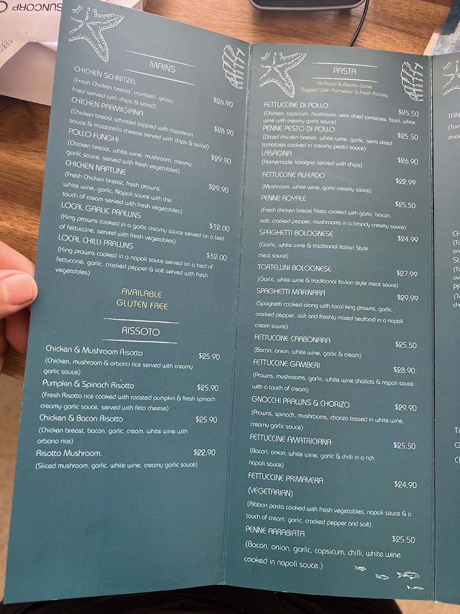 Harry's Beach Bistro Photo 4
