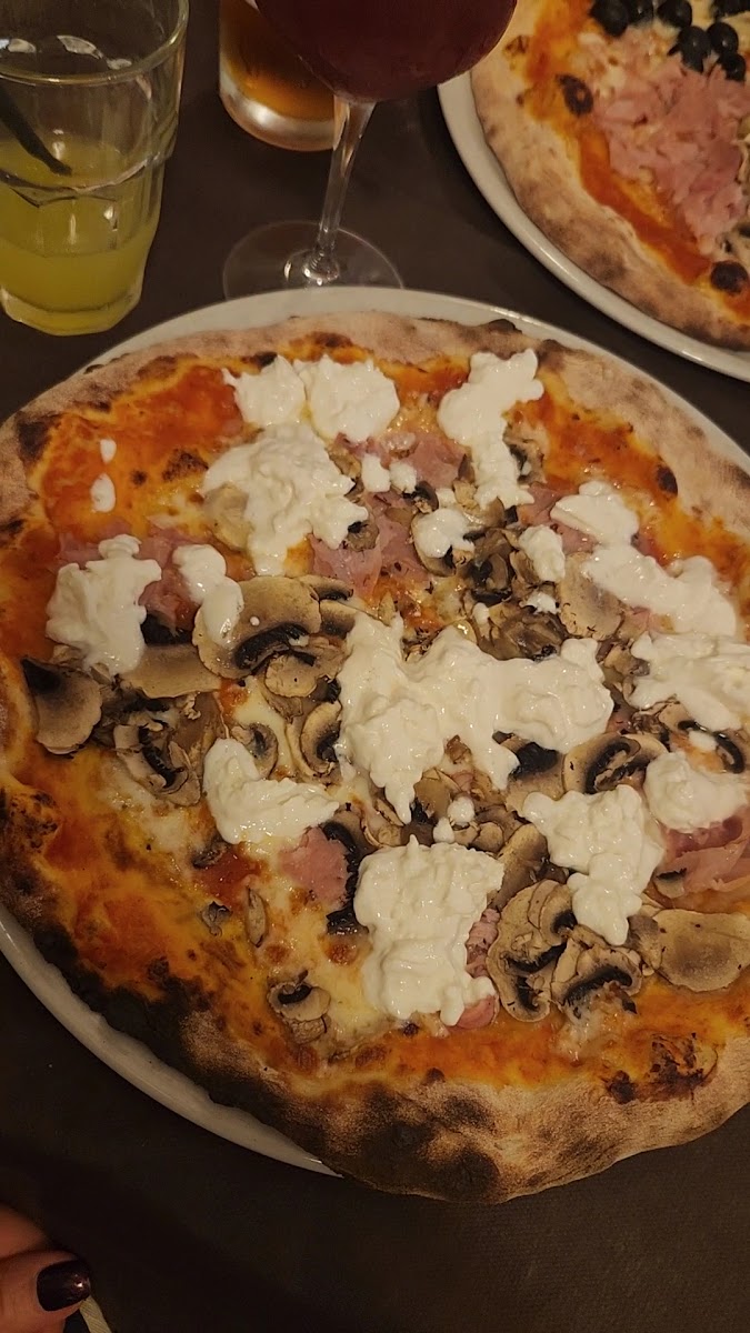 Pizzeria Ristorante La Marachella Photo 2