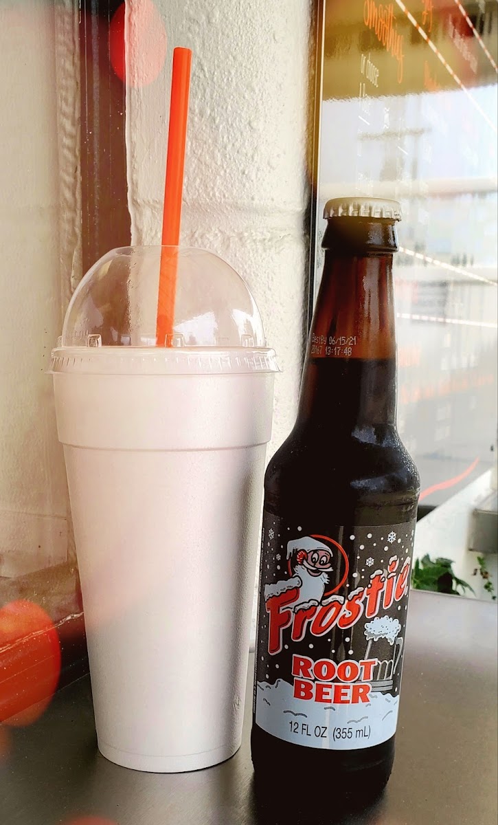 Bob's Frozen Custard Photo 10