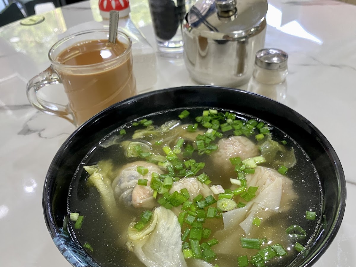 Ming Kee Restaurant 明记香港面家 Photo 8