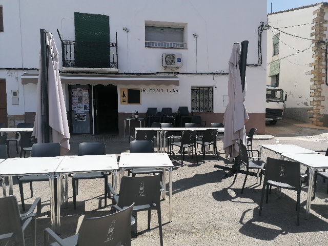 BAR MEDIA LUNA. Photo 6