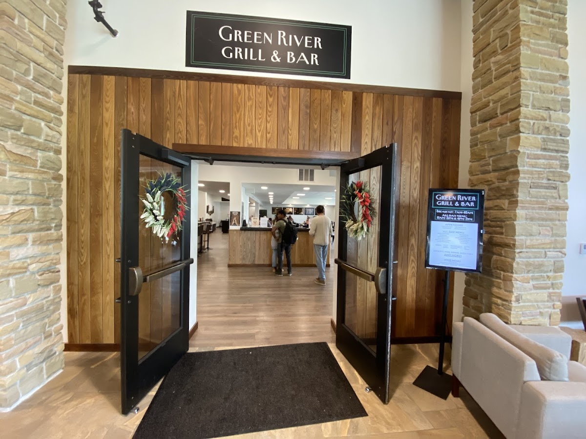 Green River Grill