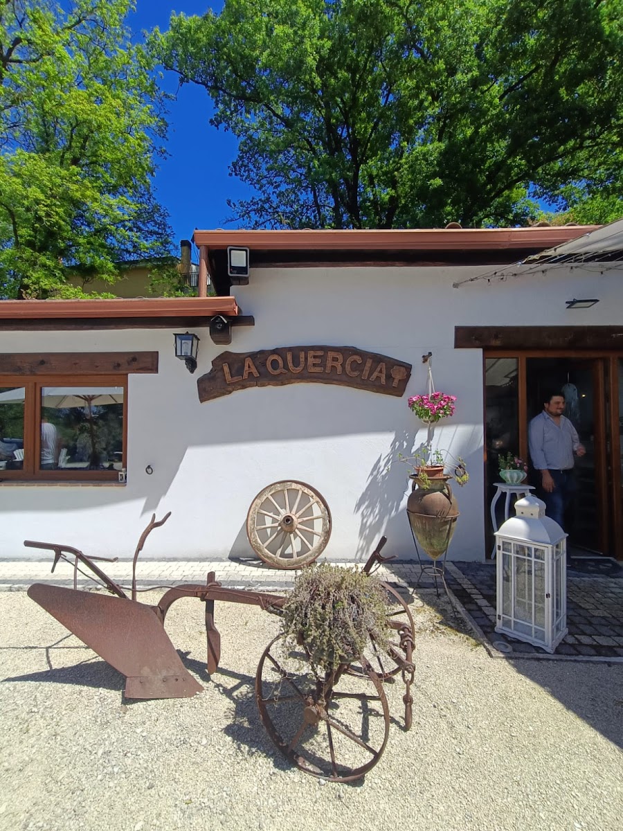 HOME Restaurant La Quercia Photo 4