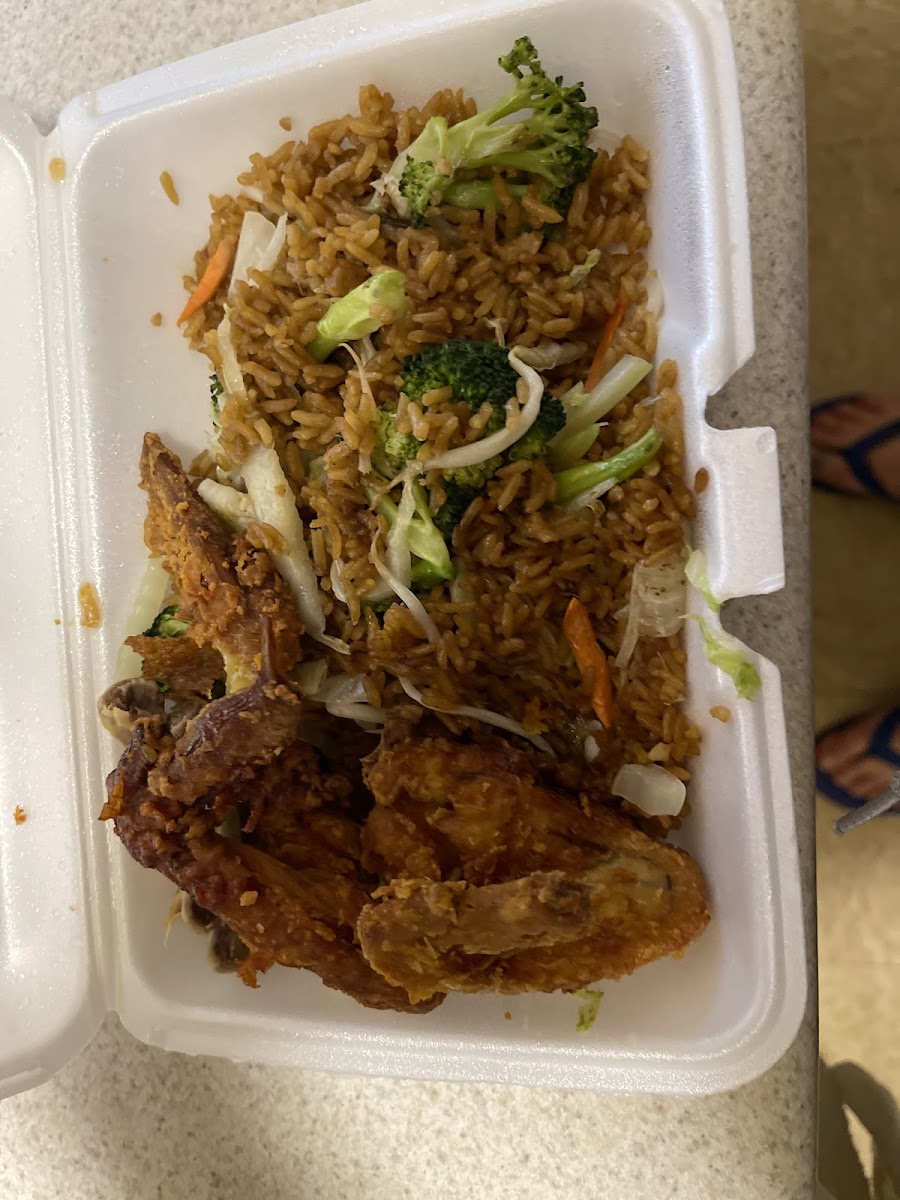AH Topper Chinese & American Food Photo 2