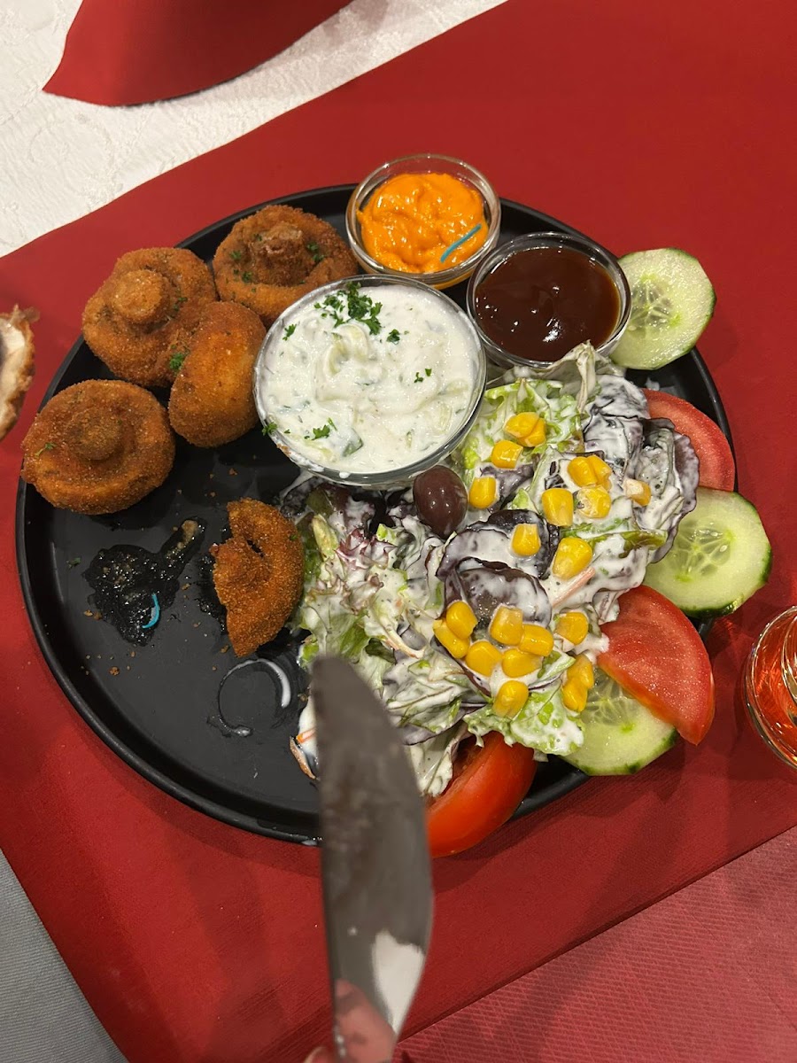 ELMO Restaurant Photo 10