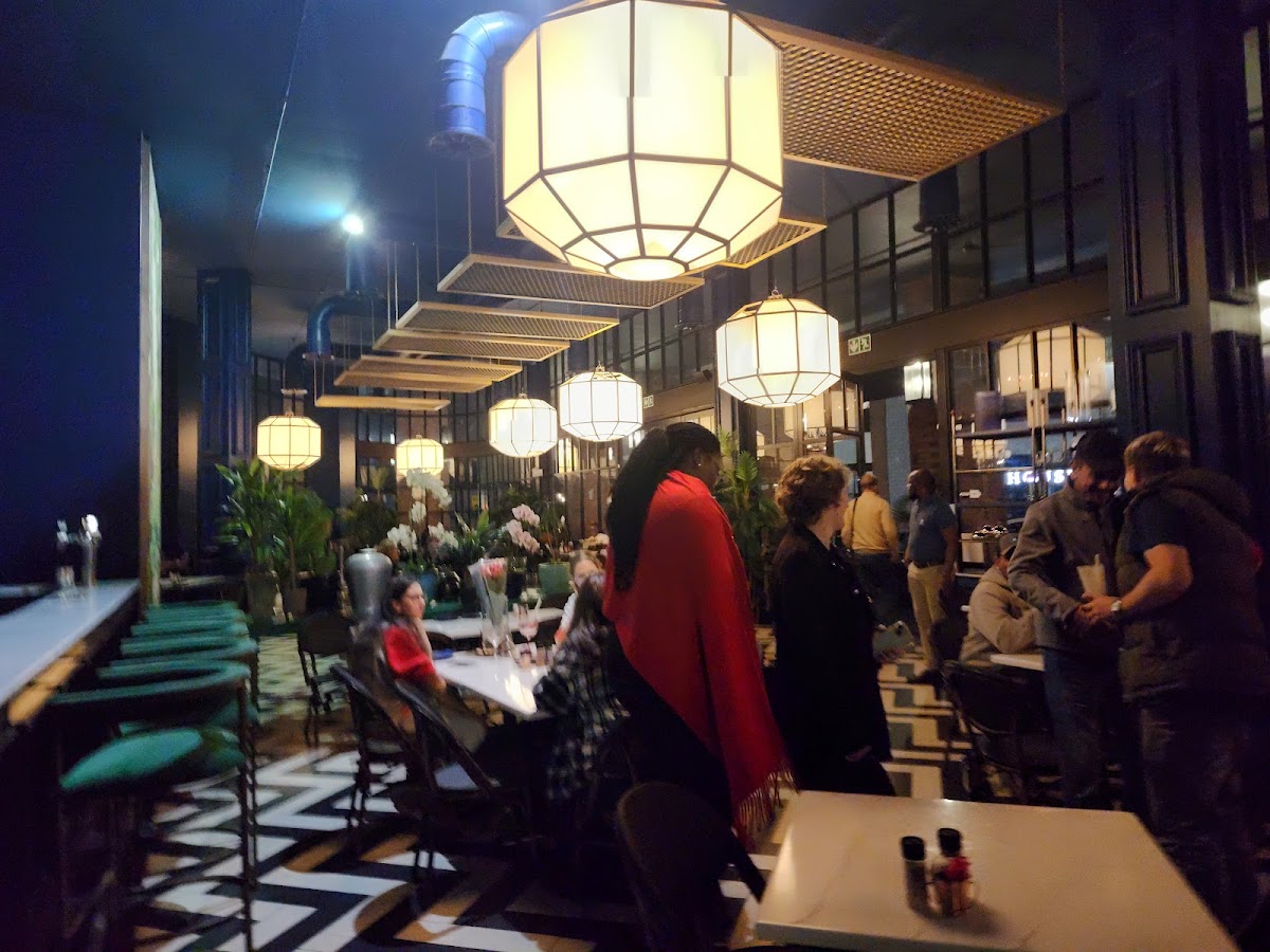 Elephant & Co Athlone Photo 4