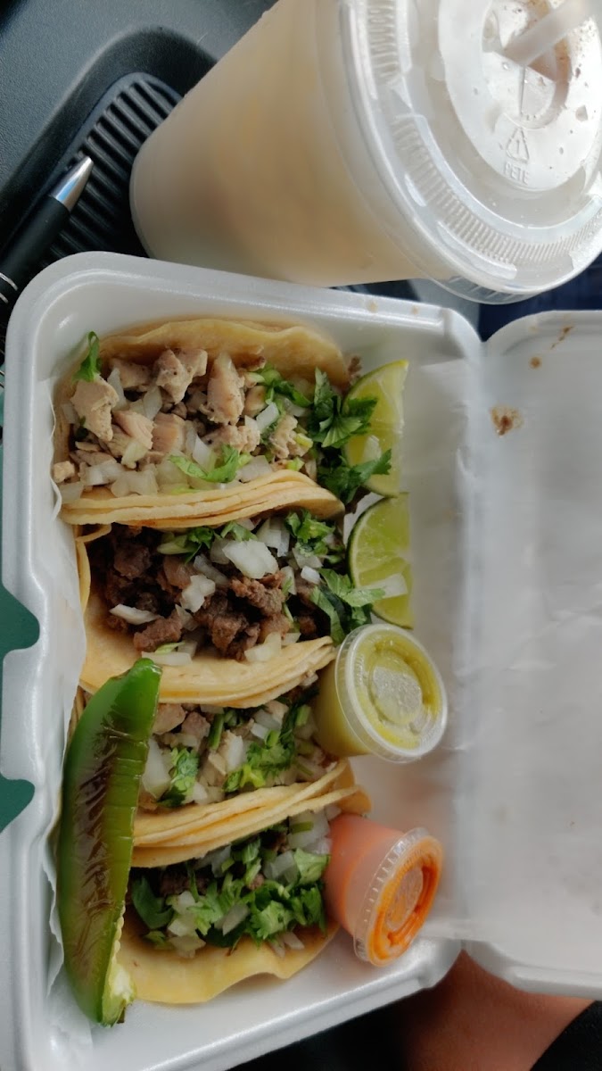 La Taqueria De Mexico Photo 8