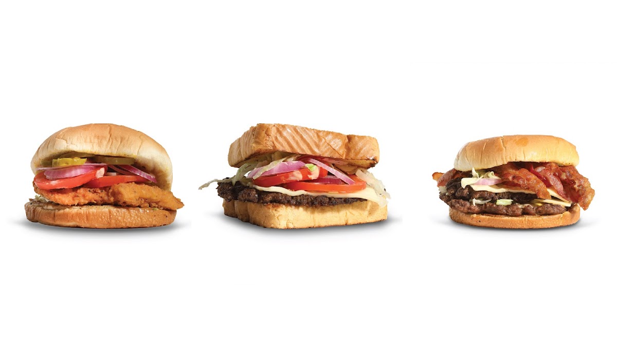 Mr. Munchies Burgers & Bodega Photo 3