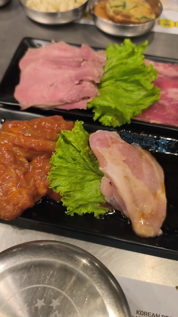 Magal Korean BBQ Baywalk Photo 2