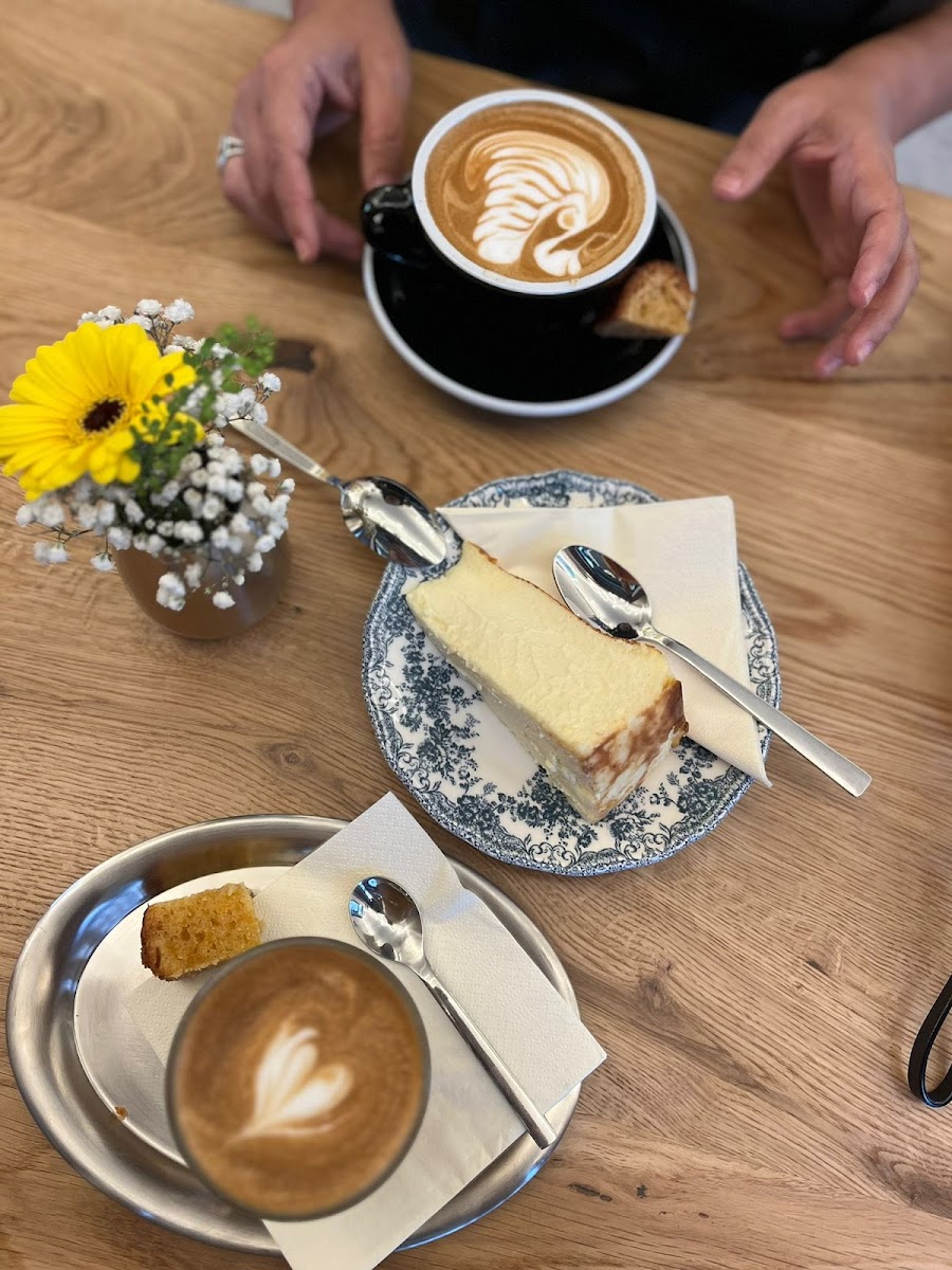 Café BARISTAPAS Brunch & Lunch Photo 6