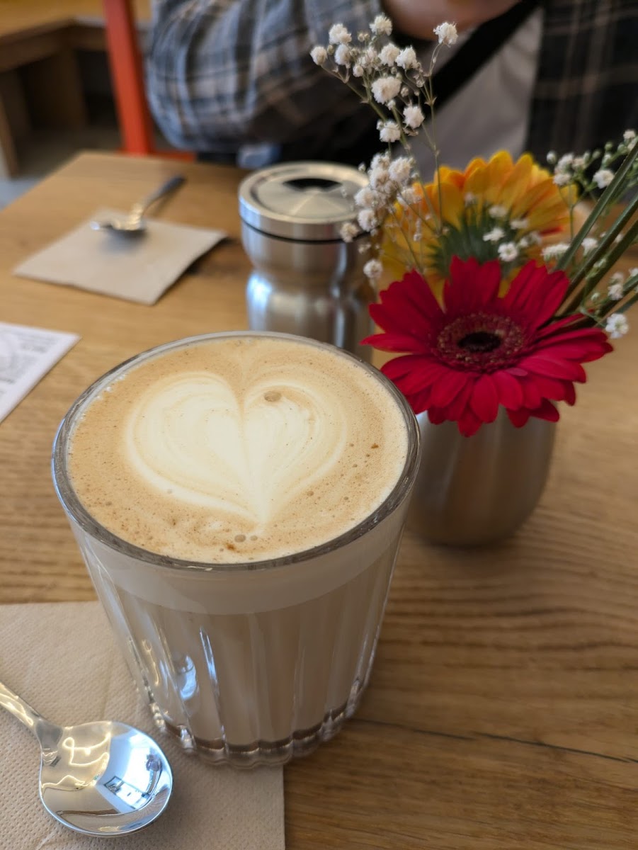 Café BARISTAPAS Brunch & Lunch Photo 7