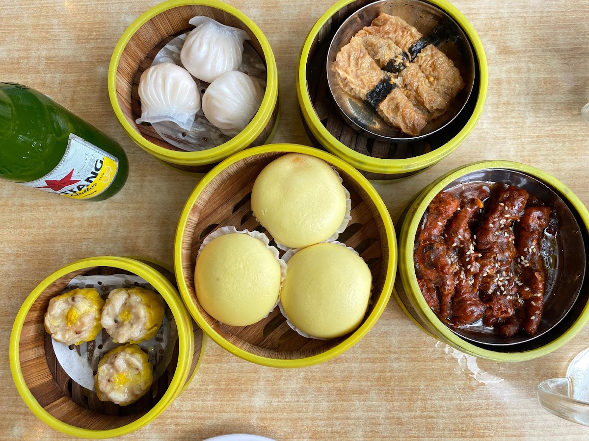 WINGLOK Hongkong Dimsum Benton Junction Photo 4