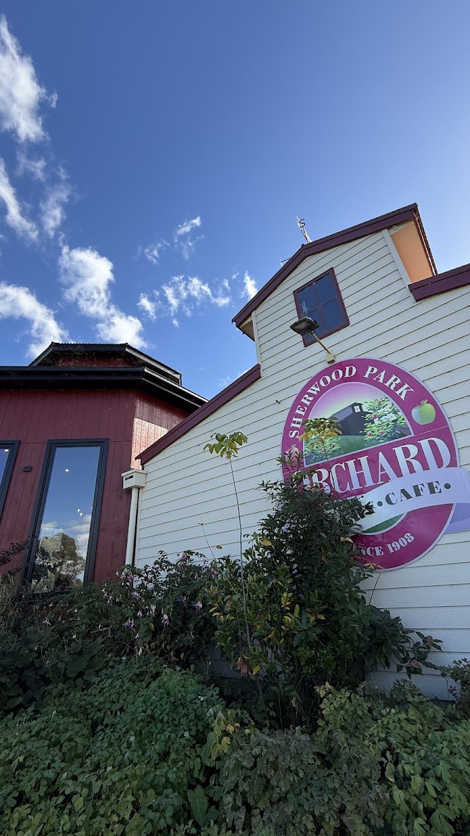 Sherwood Park Orchard Photo 3