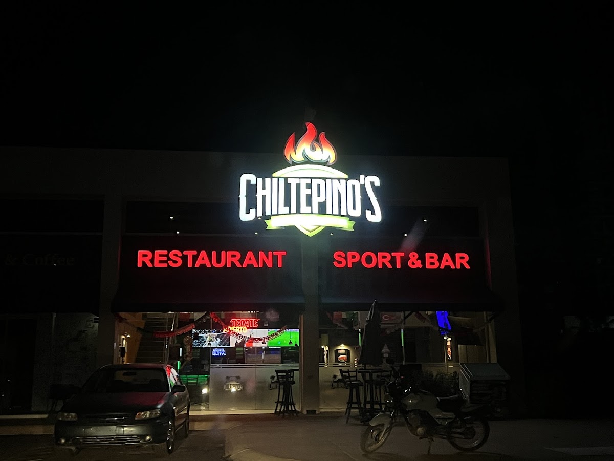 Chiltepinos Wings San Carlos Photo 3
