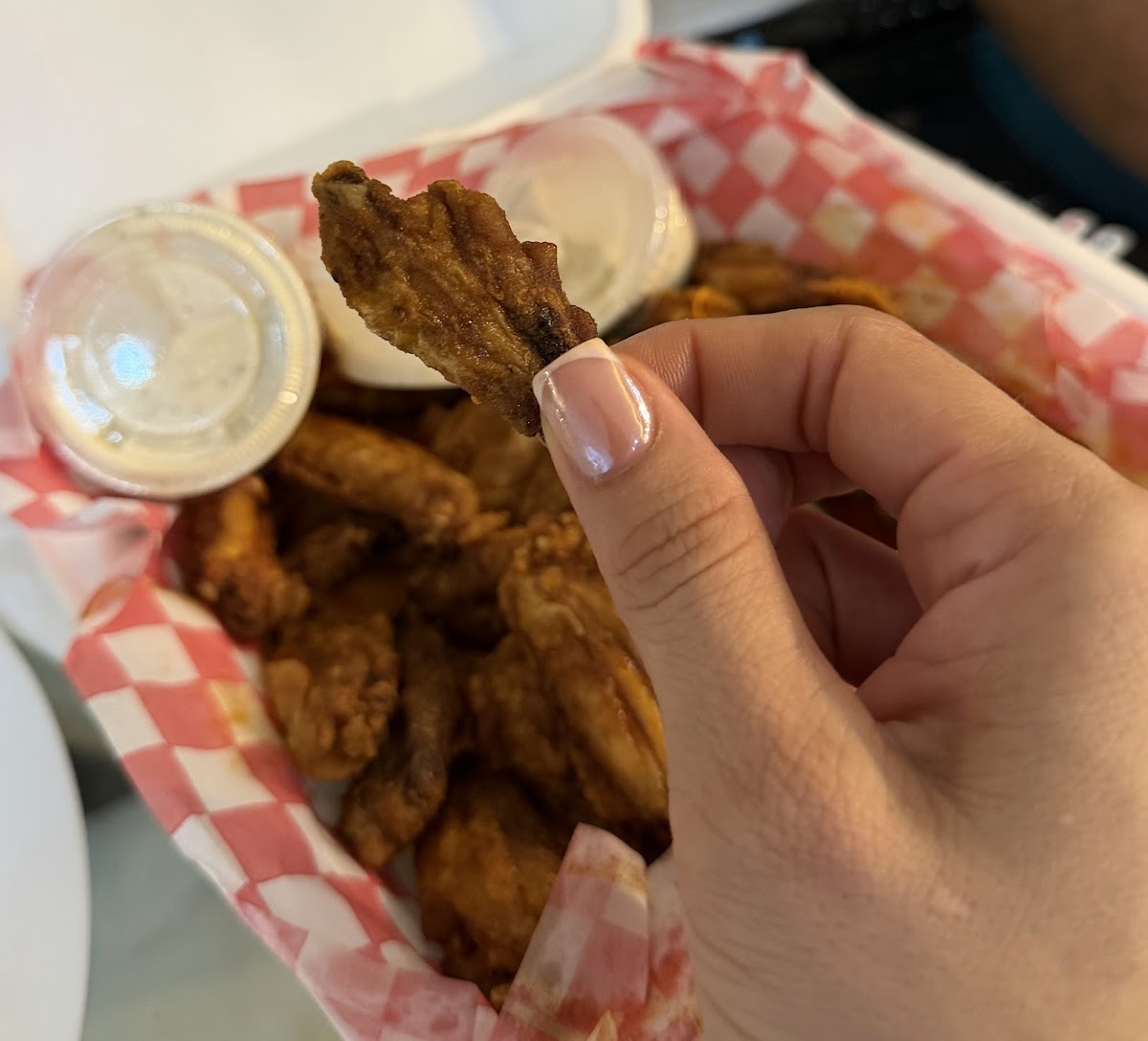 Chiltepinos Wings San Carlos Photo 4