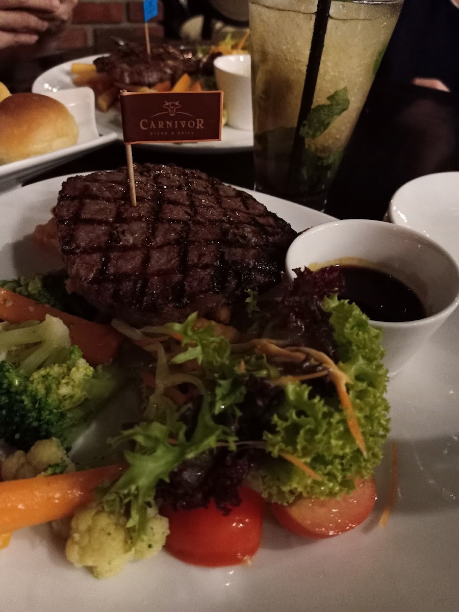 Nur Pacific Restaurant Photo 7
