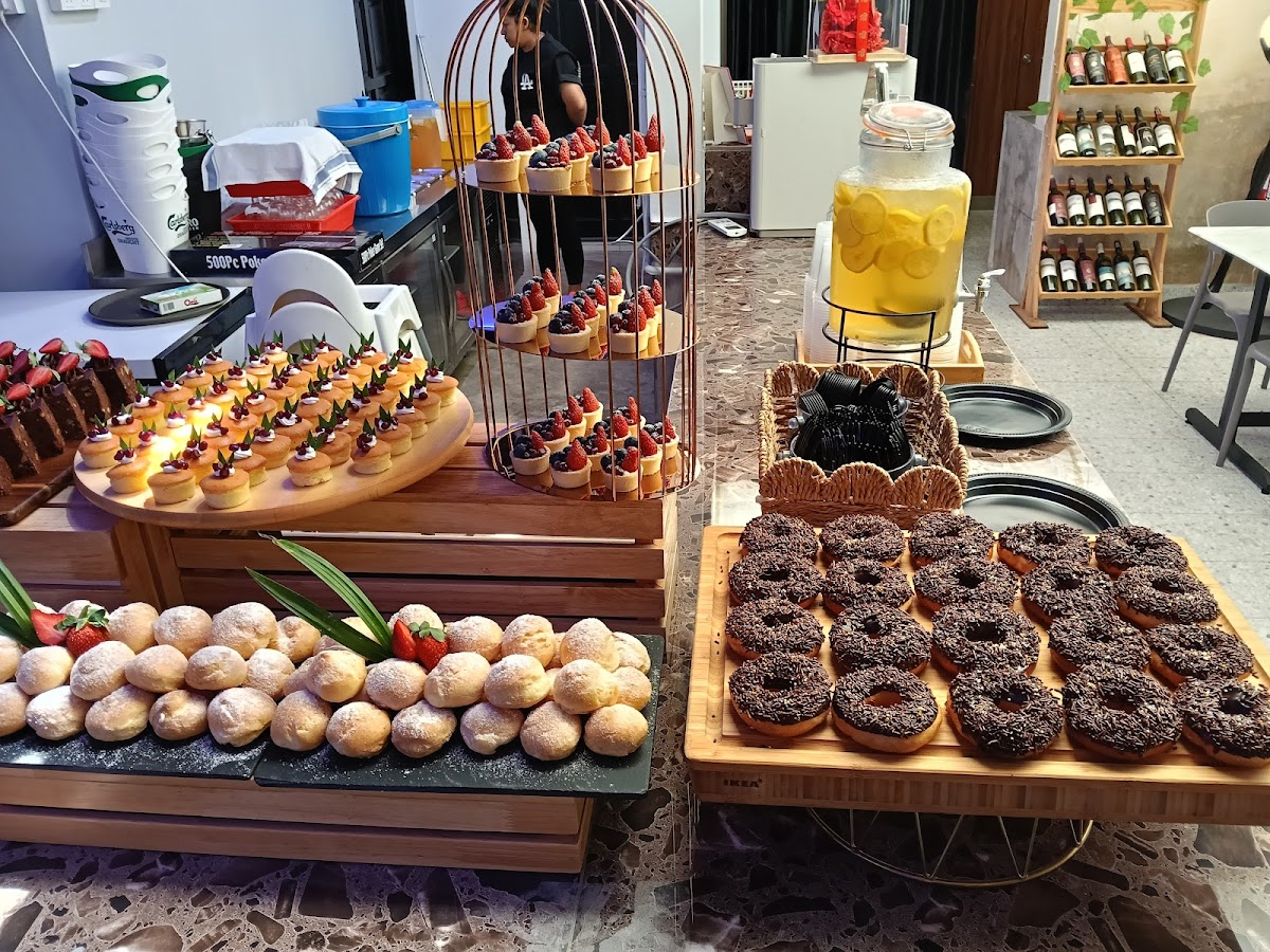 EBC Everybody Bakery & Cafe Photo 4