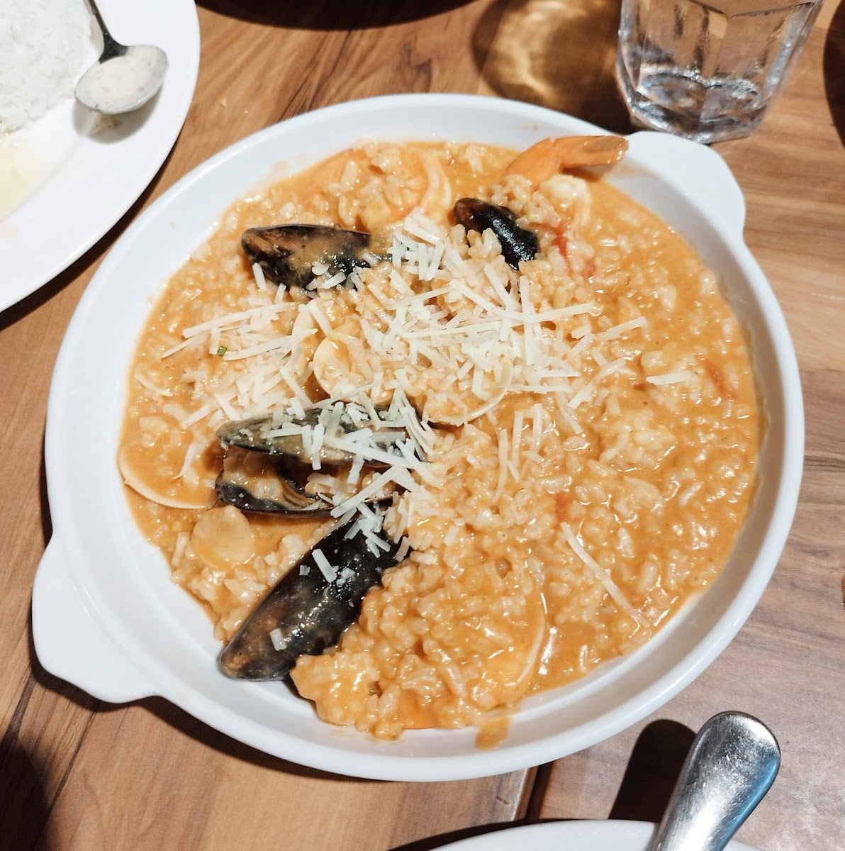Mama Lou's Italian Kitchen - Gateway Mall I Photo 10