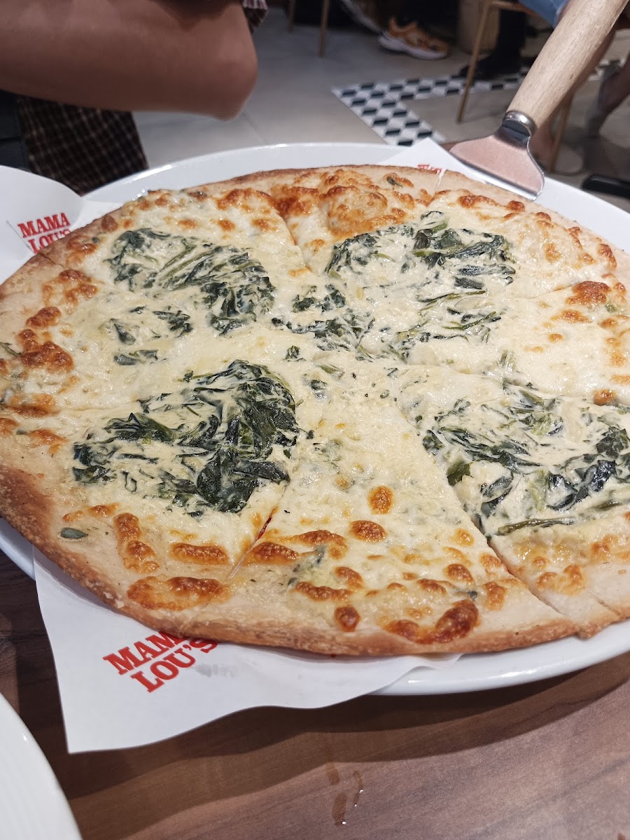 Mama Lou's Italian Kitchen - Gateway Mall I Photo 5