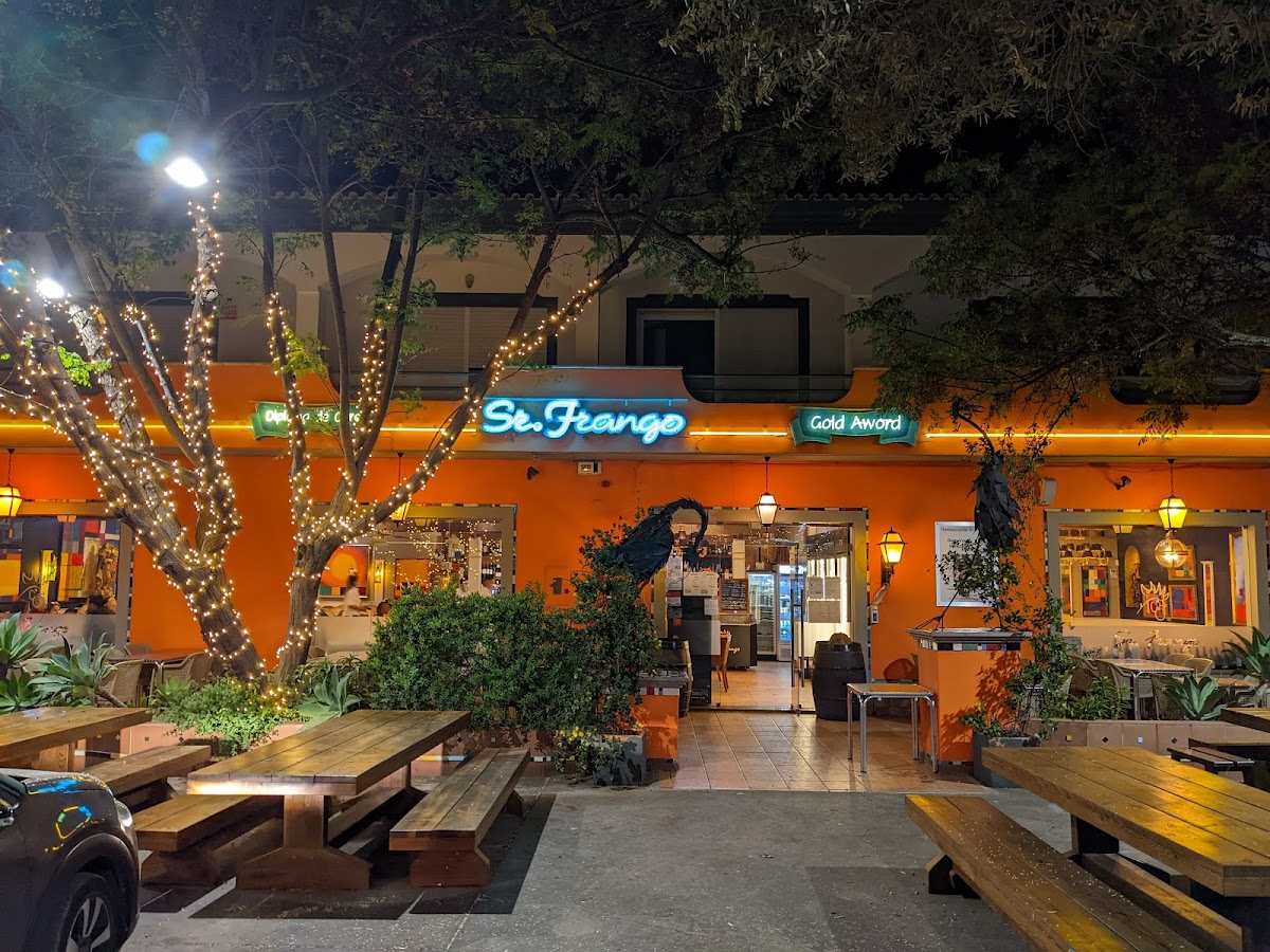 Restaurant 'Mr. Chicken'