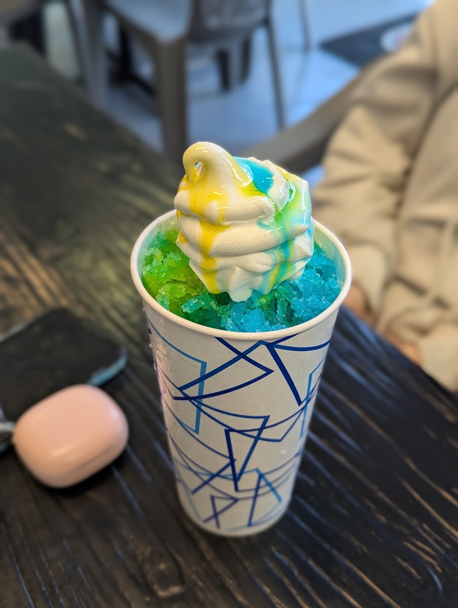 Snooks Shaved Ice & Soft Serve Photo 8
