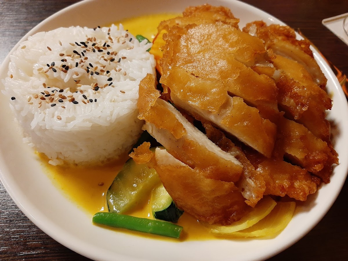 ASIA CUISINE & BUBBLE TEA Photo 4