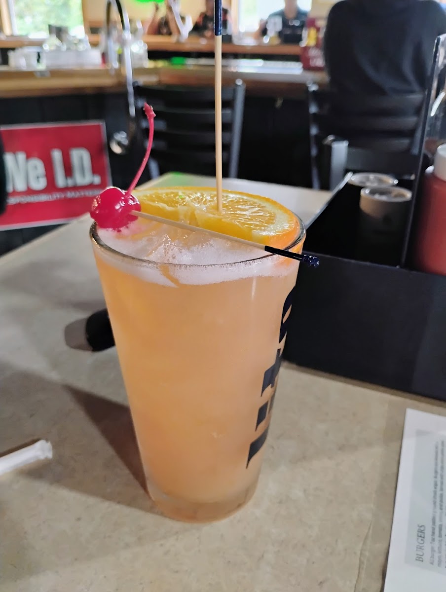 Pike Bar & Grill Photo 8