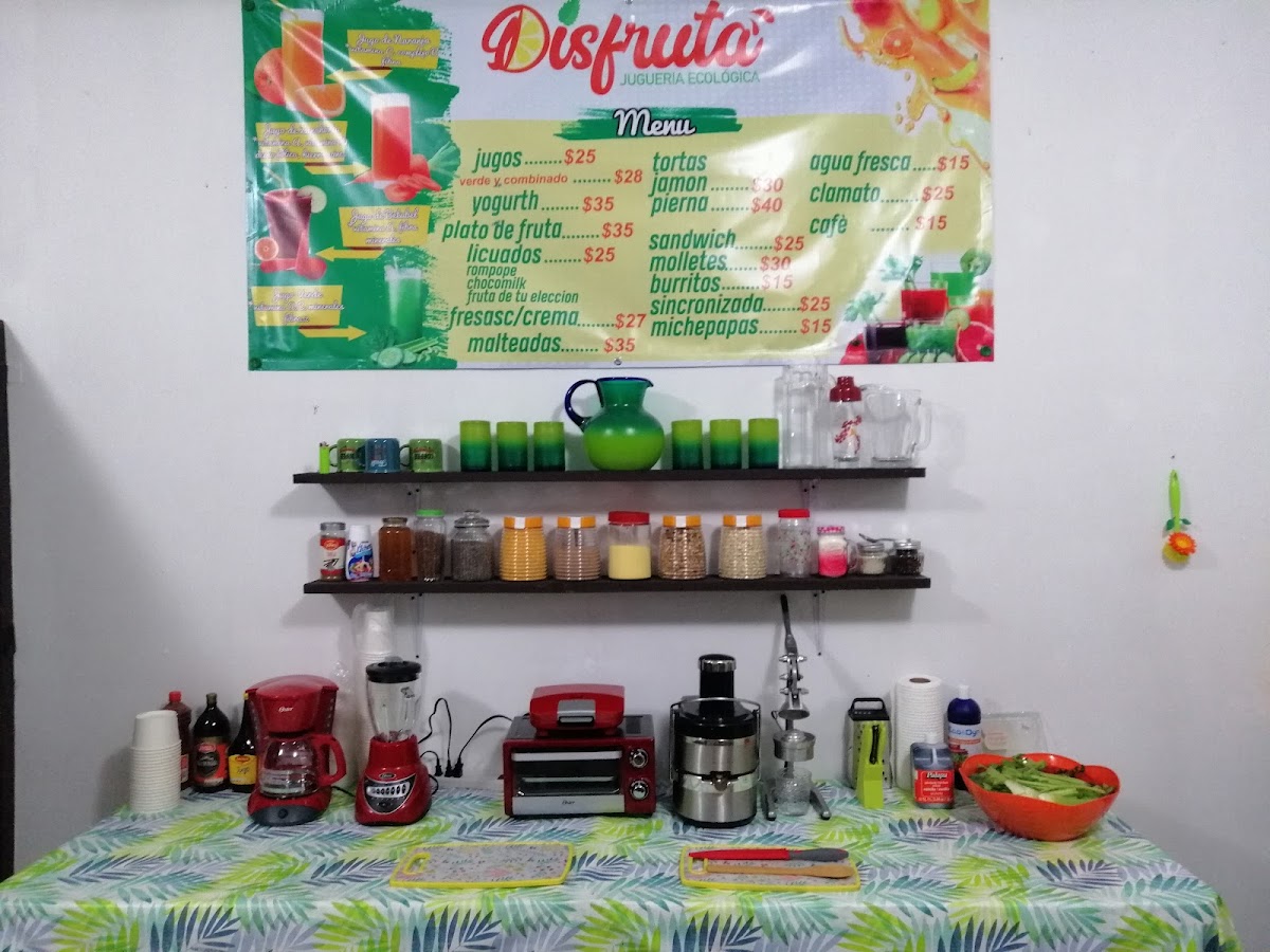 DisFruta Jugueria Ecológica Photo 3