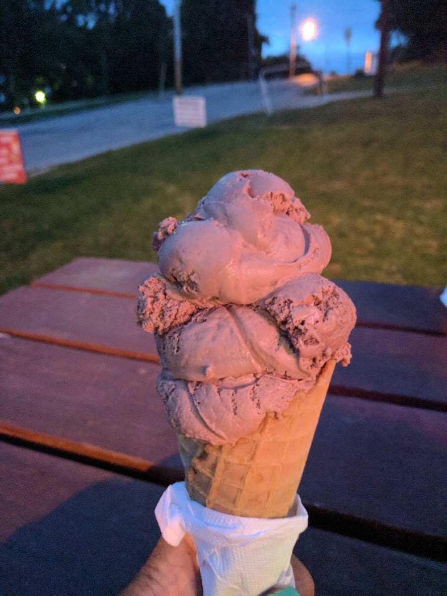 Yoder's Red Barn Ice Cream Photo 7