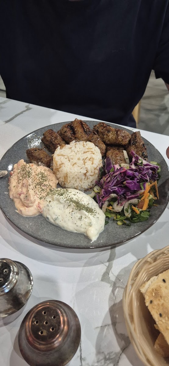 Truganina Kebab House Photo 6