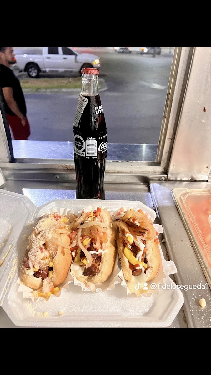 The Hot Dog Man Photo 5