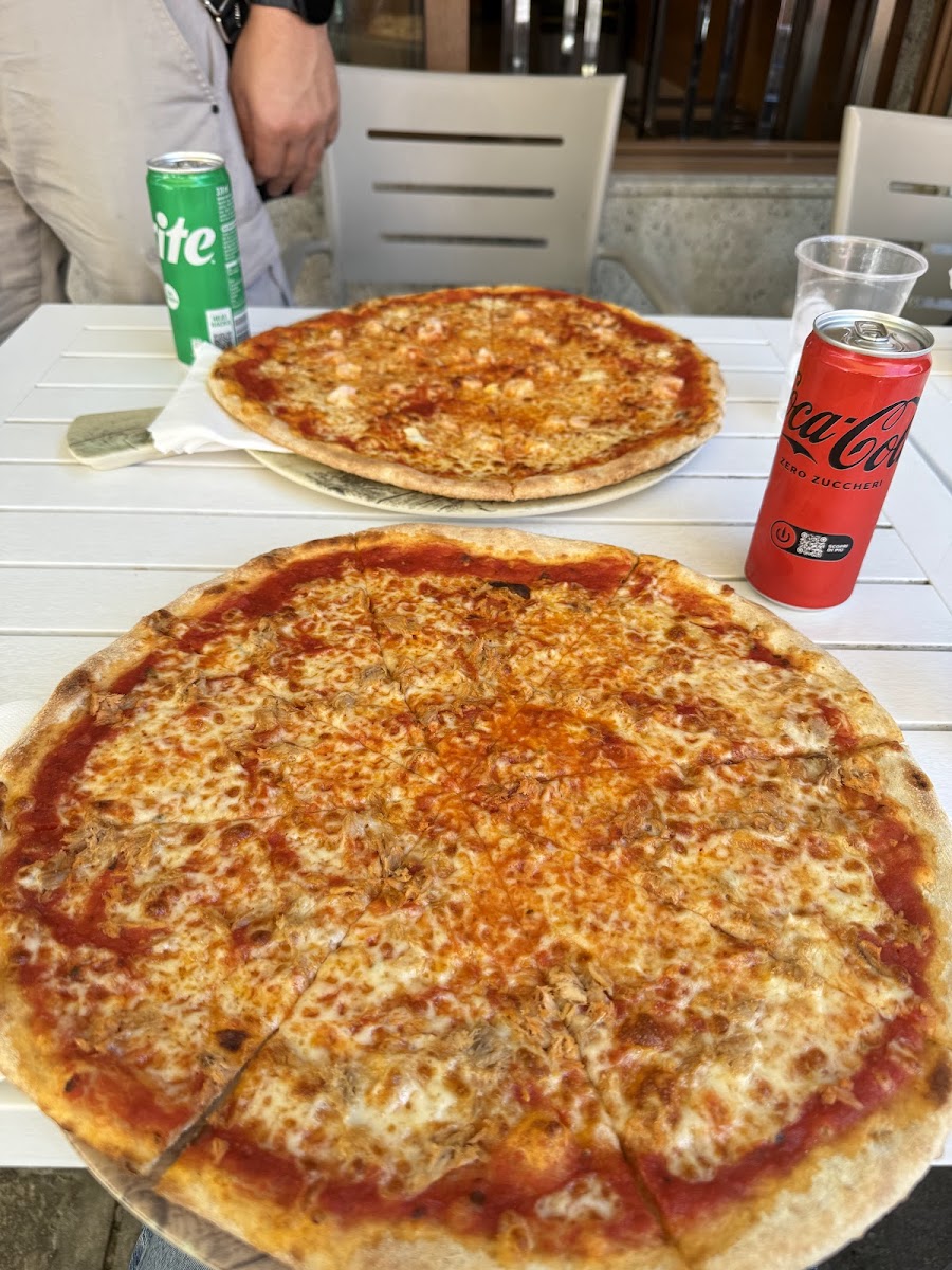 Devil Pizza Photo 3