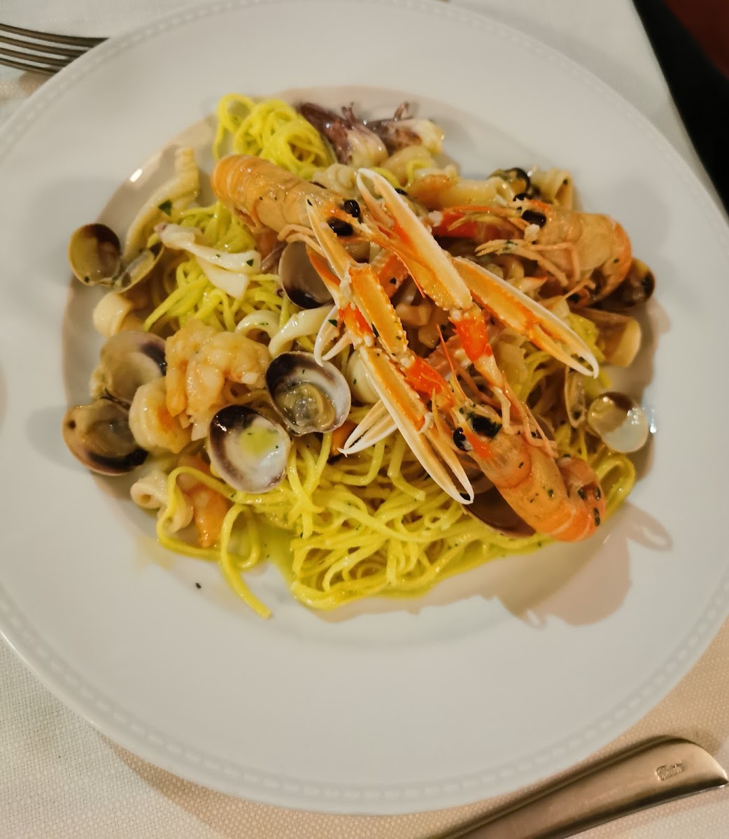 Ristorante - Pizzeria 'Partenope' Photo 7