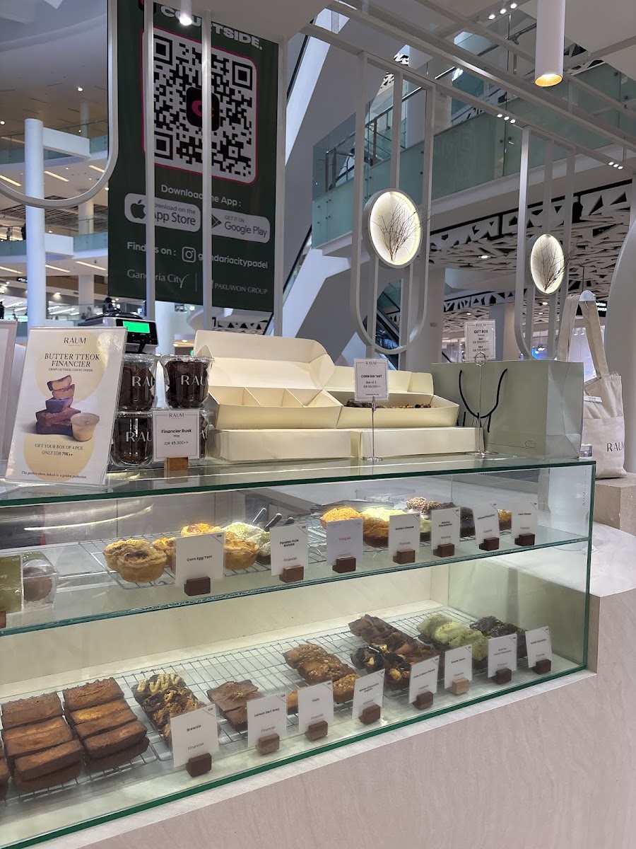Raum Cream Cafe Gandaria City Photo 10