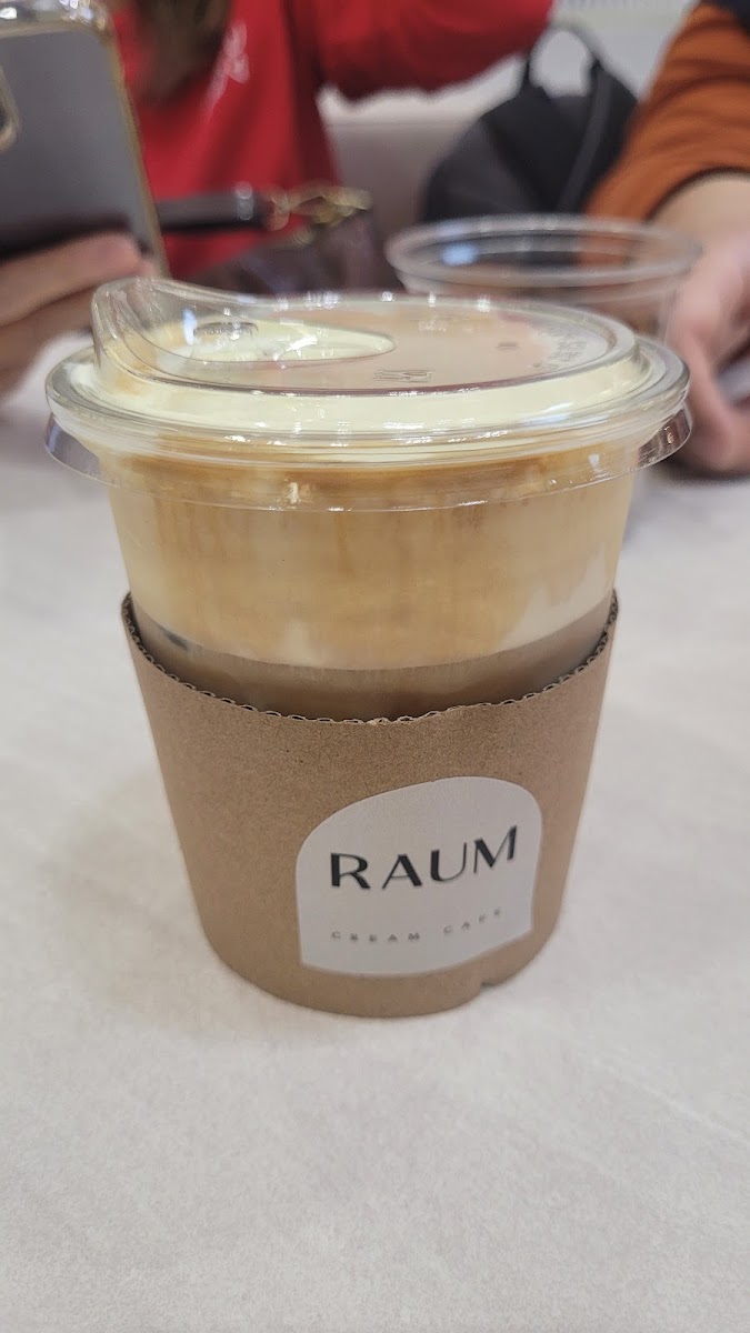 Raum Cream Cafe Gandaria City Photo 8