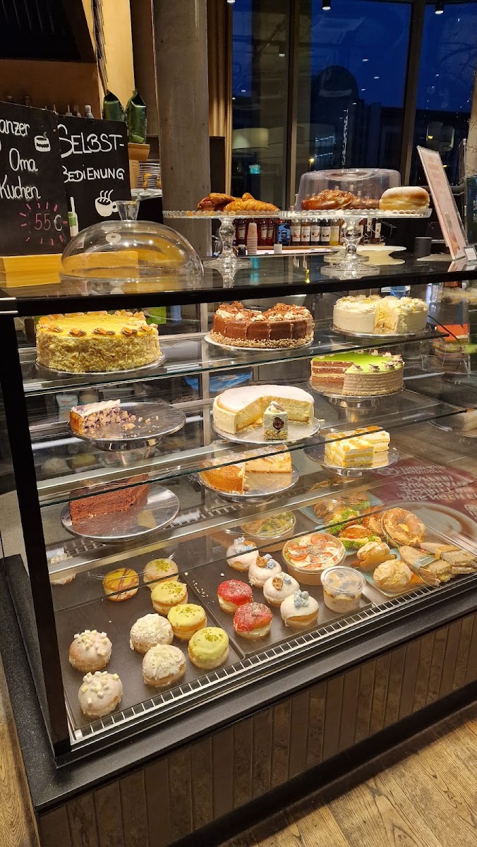 Höflinger Café & Bäckerei Photo 3