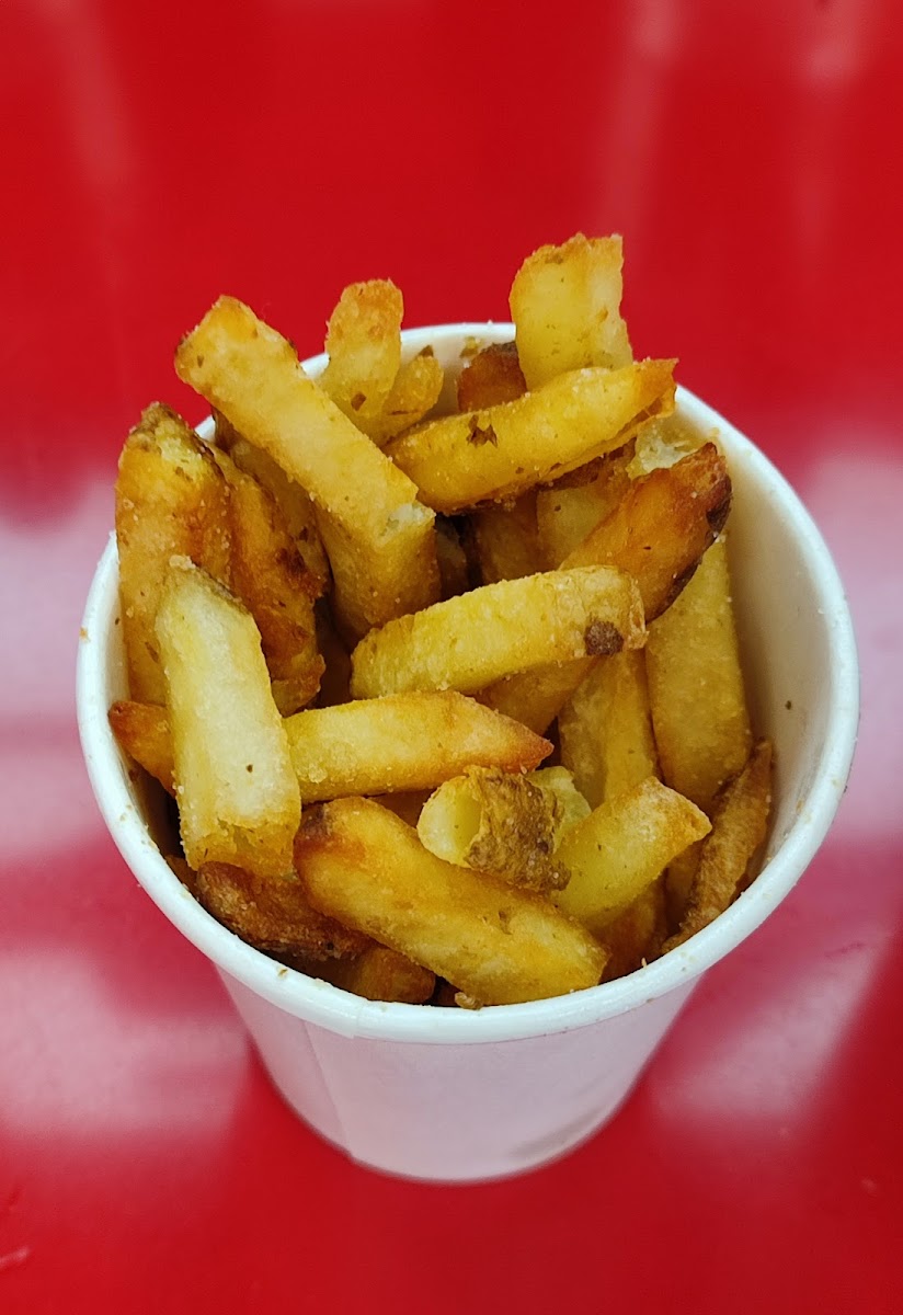 Five Guys Rome Termini Photo 8