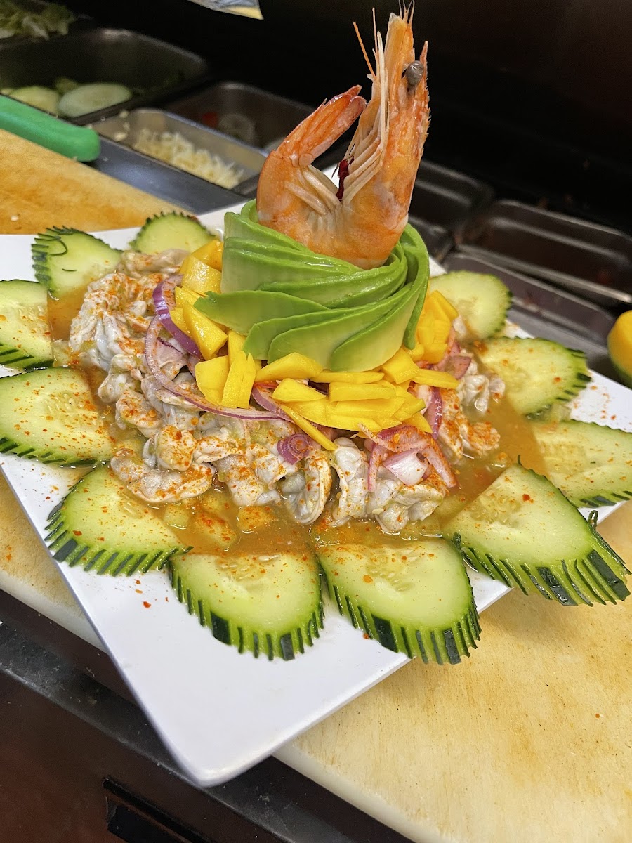 Mariscos Mi Nuevo Nayarit Photo 3