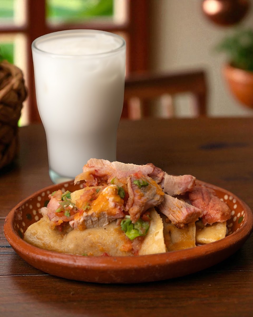 Carnitas y pollos ' EL PERICO' Photo 4