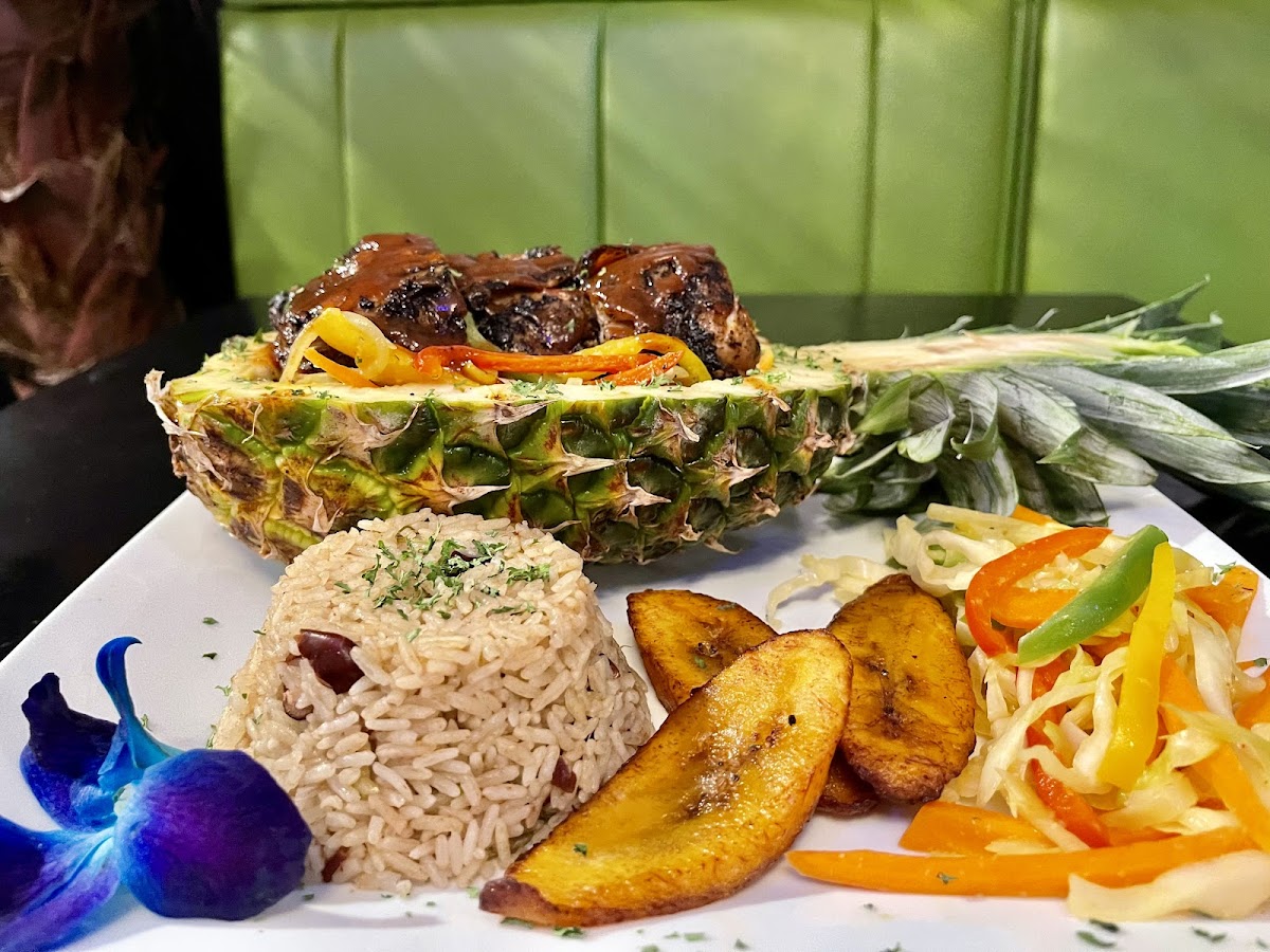 Vybez Restaurant and Lounge Photo 6