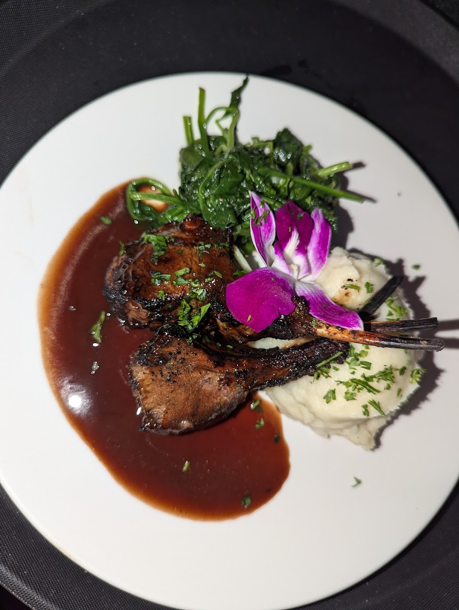 Vybez Restaurant and Lounge Photo 9